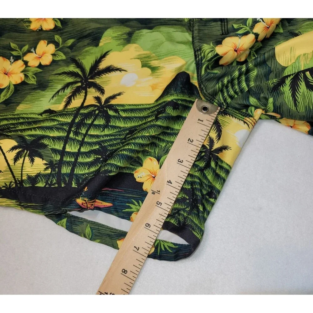 Old Navy Board Shorts Men's Size S Tropical Palm Tree Hawaiian Swim Trunks Green